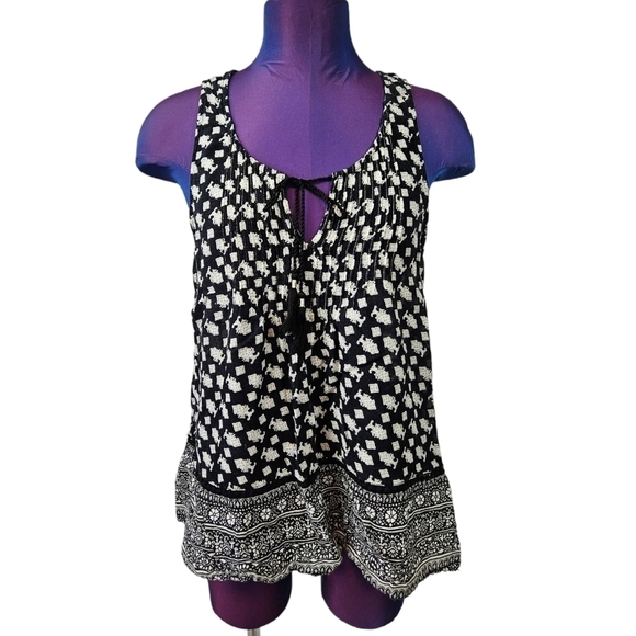 American Eagle‎ Smocked Tassle Tie Sleeveless Blouse Size Medium Women's - Picture 1 of 10